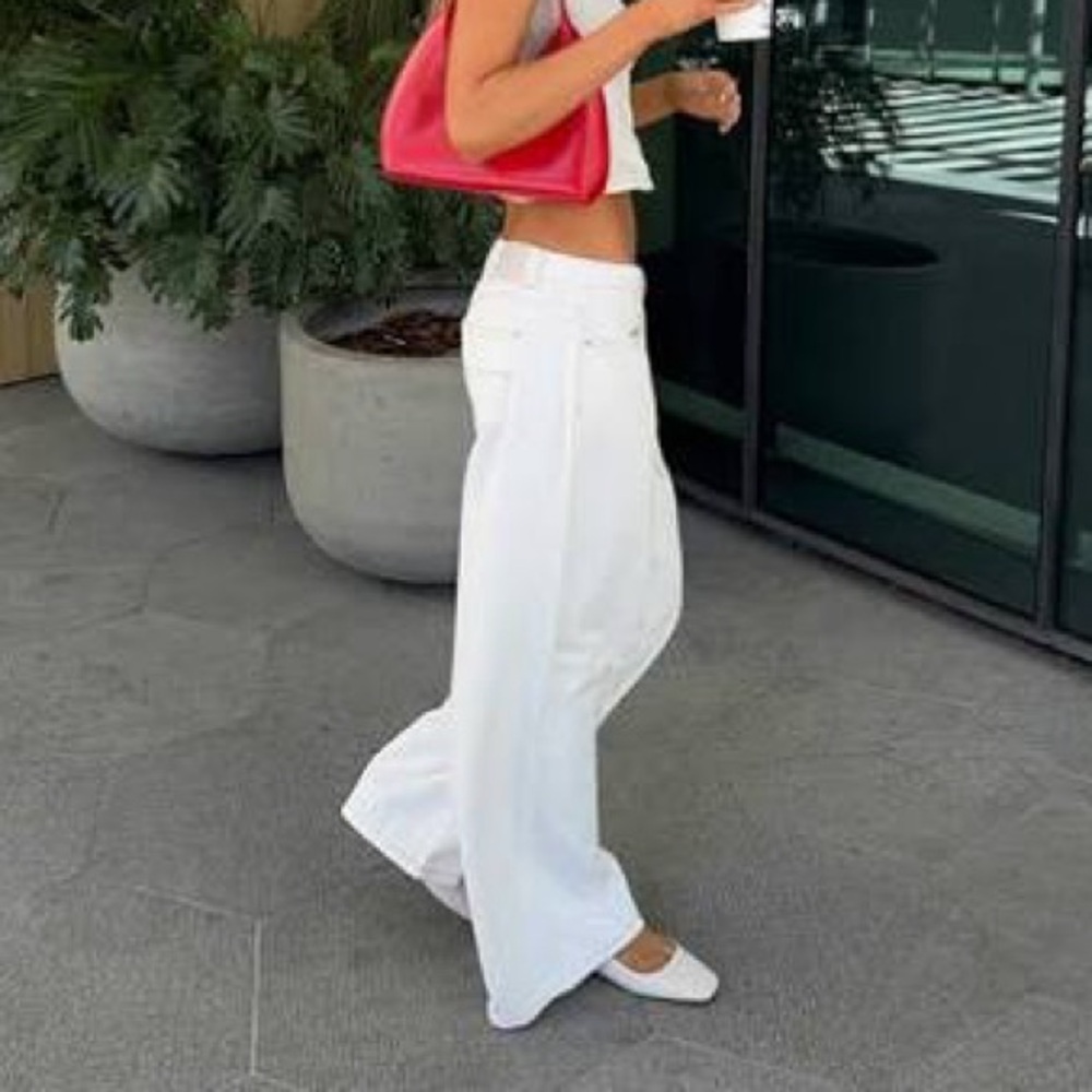 Brand new - Princess Polly Naylor Wide Leg Jeans - Size US 2 TALL